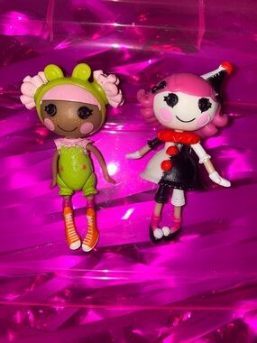 Lalaloopsy minis Silly Funhouse Charlotte Charades and Blossom Flowerpot dolls